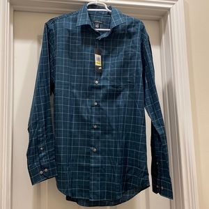 NWT VanHeusen long sleeve no iron button down shirt new with tags medium